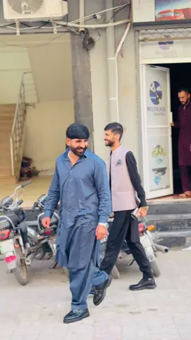 A sada yar A koi lali ni 😎@Mian Bhai #rehanmalik10000 #rehanmalikstore #TeamRM #familybusinessman 