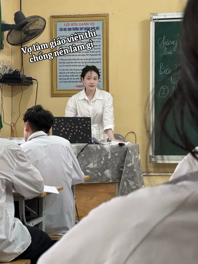 🤭#xh #giaovien #viral #fyp #2003 