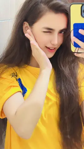 Sharma gai mai hye hye🥰 #hooriyapinkey12 #❤️❤️❤️ #cutegirl #foryoupage #viral 