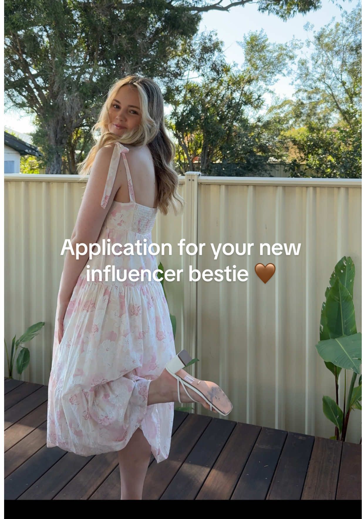 Application for your new influencer bestie 🤎🥹