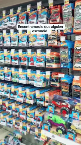 En la cacería de hot wheels #Hotwheels #hotwheels #viral 