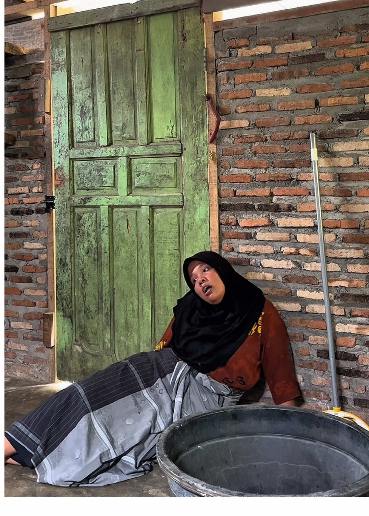 Serangan jantung aku 🤢Entah ilmu apa yg dianut nya bisa muncul tiba tiba 😫 #fyppppppppppppppppppppppp #fyp #komedi #trending #singlemom 