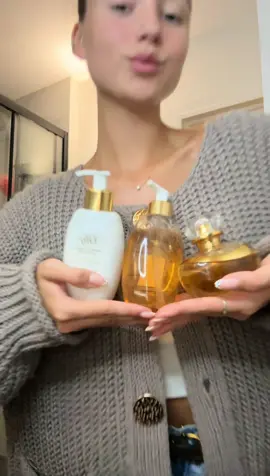 Aujourd’hui on parle @Universbotica💕✨  Le trio indispensable de toute routine : un gel douche qui réveille, une crème corps qui chouchoute, et un parfum qui sublime ✨  IG : clarawrrd_