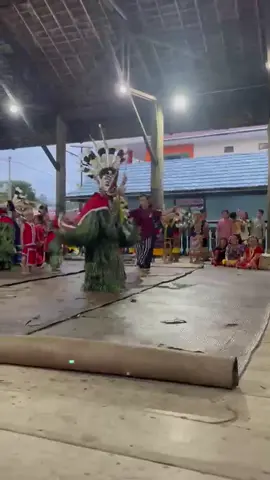 Ngenyah Hudoq versi diri sendiri 😁