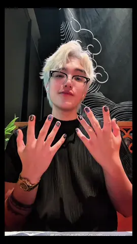 Khoe móng mới và tóc mới nè , bé Sam chọn cho tui đó #phongcan #phongcantv #sksp 