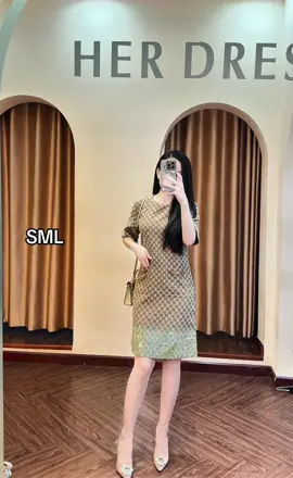 E nuôi bản thân em trong nhung lụa,không phải gặp A để nghe câu 