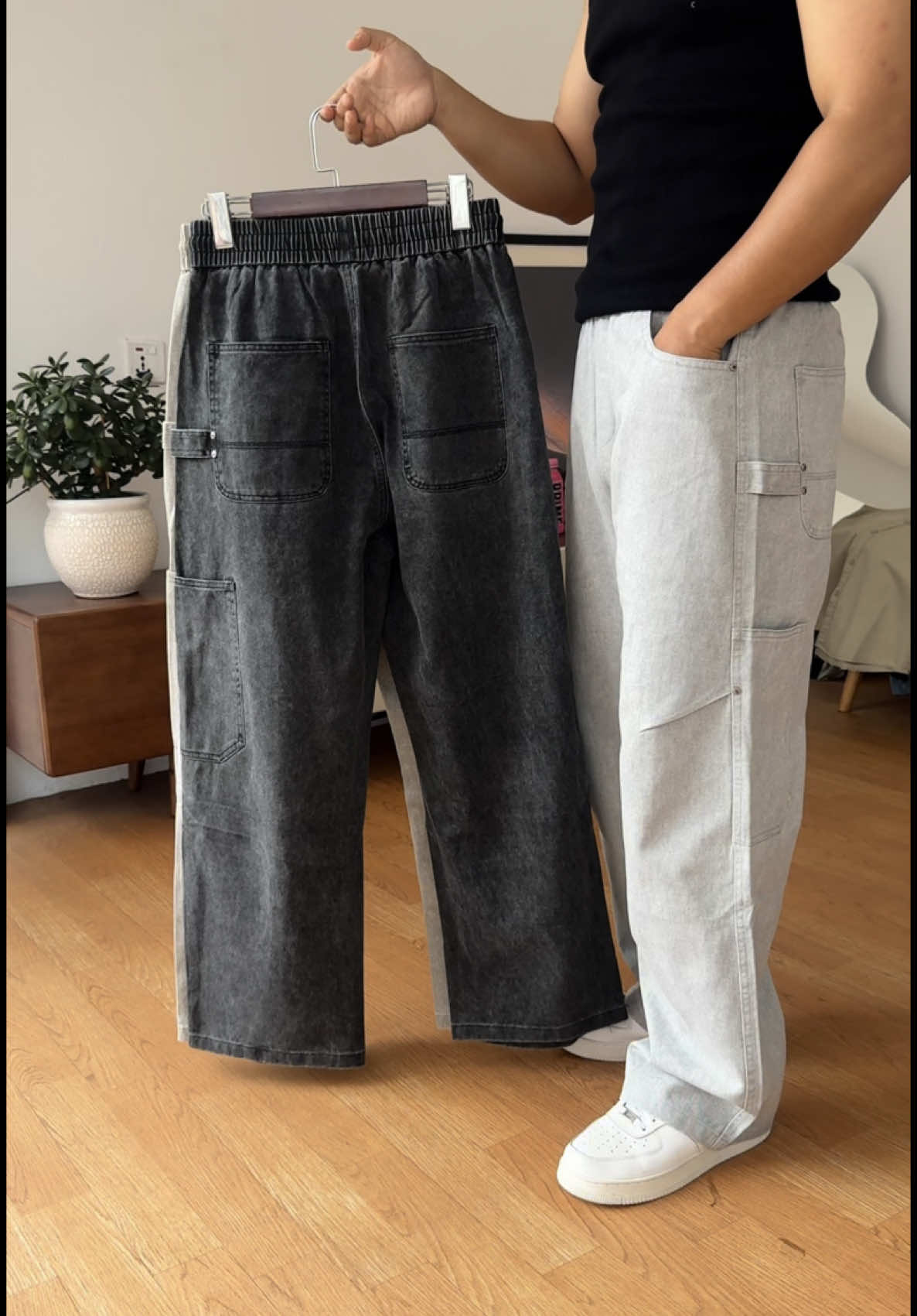 Premium Relaxed Jeans Available In 3 Different Colors. Size: M,L,XL. #dmenverse #dashain #baggyjeans 