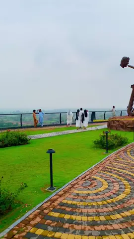 Hello from parkview ciity🌳❤️ #TravelwithAB #pakistan #discover #views #pakistan #foryoupage #foryou #islamabad #islamabadian #travelwithme #TravelWithAB #beauty #request #repost #faisalhills #damanekoh #parkview #followme #fyp #fypシ゚ #followme #1M #Tiktok #teamwork #Downtown #capitalcity #discoverpakistan #tourismpakistan #Murree #lakeview 