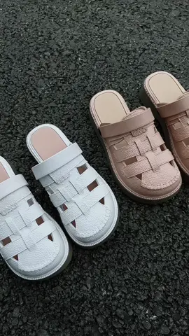 Sục sandal 4p #nguyetgiay #giaydep #giayxinh #tiktokviral 