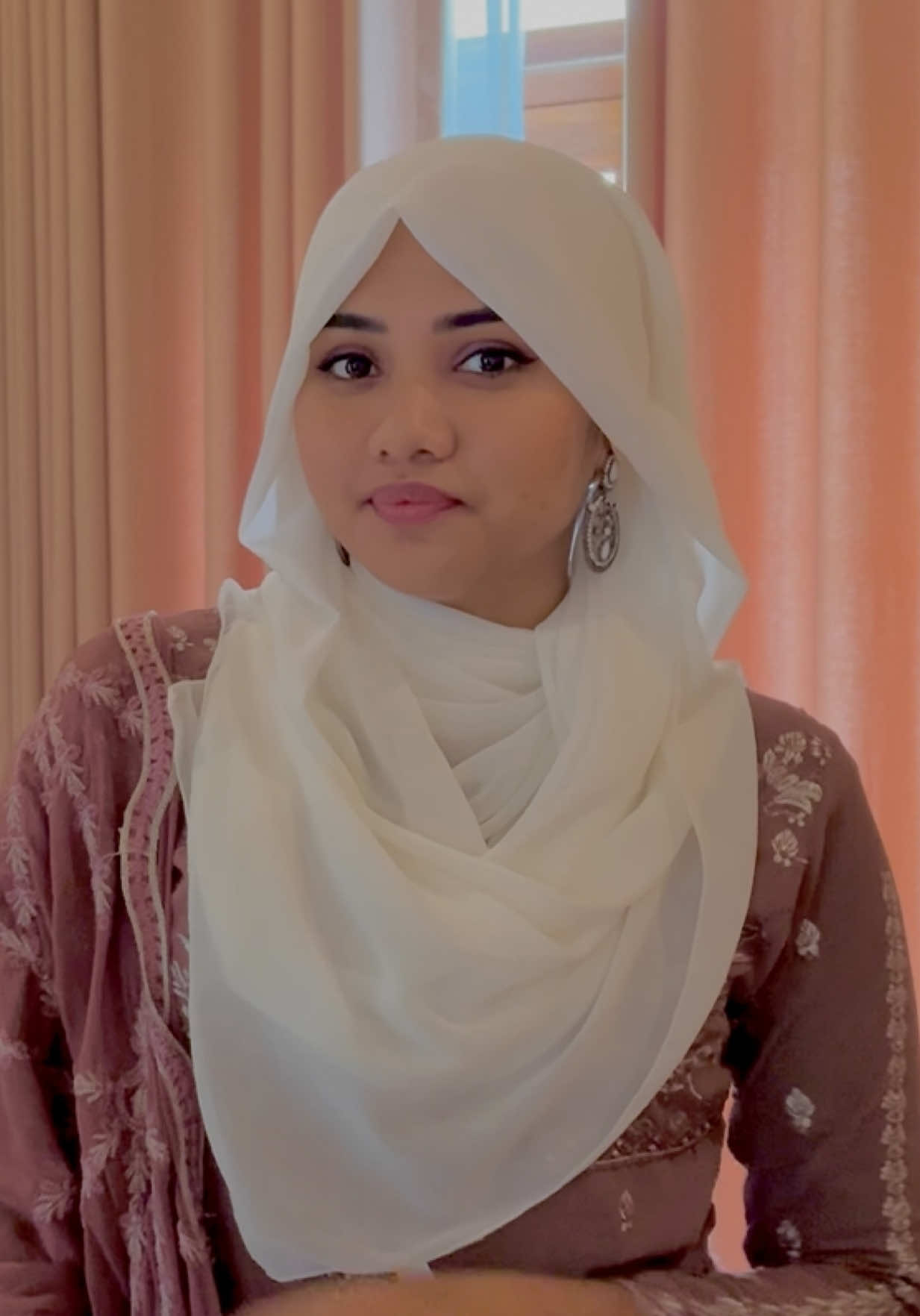 Hiiiiiii lovelies, Thank you for all the love so far 💖 , Your love keeps me going. keep supporting, the journey is just starting ✨                              #hijabi #hijabstyle #hijabtutorial #hijabwithfullcover #hijabwithearrings 