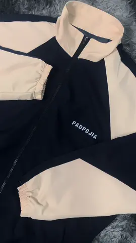 เสื้อแจ็คเก็ตผ้าร่มสีน้ำเงิน,ครีม นิ่ม ลื่น ไม่ร้อน ผู้หญิงผู้ชายใส่ได้ #เสื้อแจ็คเก็ต #เสื้อผ้าร่ม #เสื้อแขนยาว 