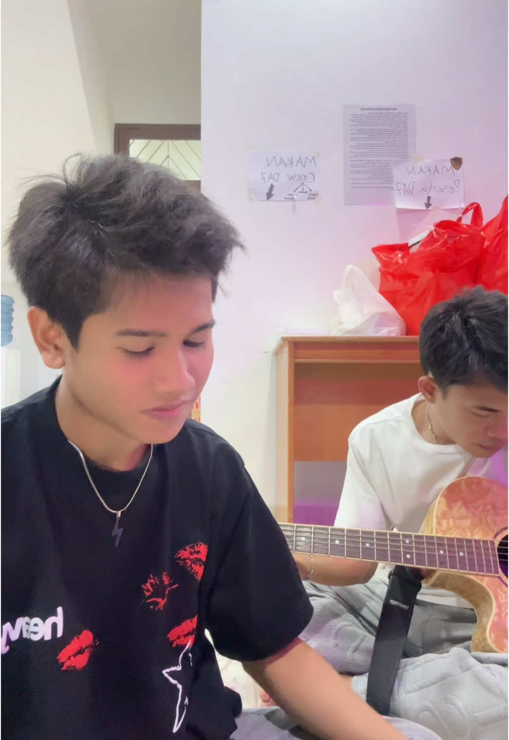 sorry kalo ada pengucapan kata yg salah guyss,harap maklumi,dadakan,di ajak @NALDY D'ACADEMY 7 #mappoji #lagubugis #fyp 