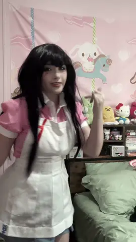 call the doctor!! >w< || #st4rk0i #mikantsumikicosplay #danganronpav2cosplay #danganronpacosplay #mikancosplay 