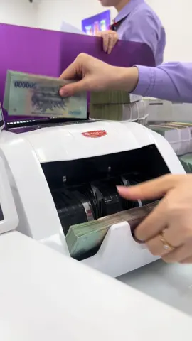 Thứ chúng ta thiếu không phải là người phụ nữ đối xử với chúng ta như thế nào khi có tiền  Mà chúng ta thiếu một người tôn trọng thấu hiểu luôn bên cạnh khi chúng ta khó khăn  Nhớ nhé Anh Em 👌#hoanghiepofficial #cogangtungngay #gioitre #thanhcong