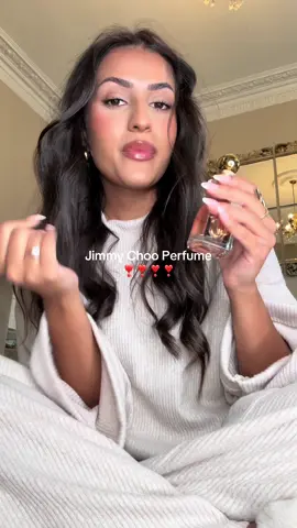 Such a boujee perfume and it’s free shipping so make use of the deals!!! #fypuk🇬🇧📍 #jimmychoo #perfume 