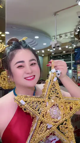 Kính chúc Quý khách  một mùa Trung Thu  Ấm Áp – Trọn Vẹn - Hạnh - Lồng đèn bằng vàng tại Tiệm Vàng Ba Hên ❤️Phúc..#tiemvangbahen #xuhuong 