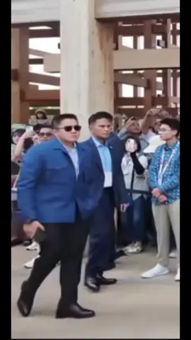 Dasar cegil baru jg sehari udah Rindu aja.. 🤣🤣🤣 #sekertariskabinet  #letkolteddyindrawijaya  #mayorteddyindrawijaya  #calonjendral  #presidencegil 