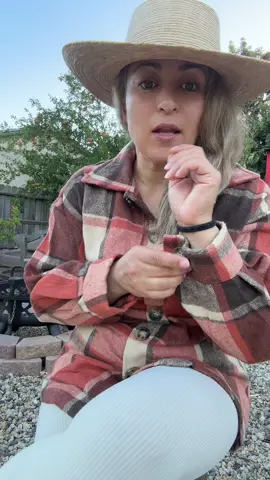 Me exaltan estas camisas otoñoals perfectas para las Toto #camisasefranera #otoñooutfits #plaidprintshirt #camisadecuadros #tiktokshop 