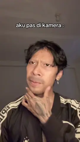 tidak photogenic 😭