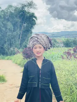 #fyp #fypシ゚ #viral #မြင်ပါများပီးချစ်ကျွမ်းဝင်အောင်လို့🤒🖤 #ဆယ်လီမှအသဲပေးတာလား😔😑 