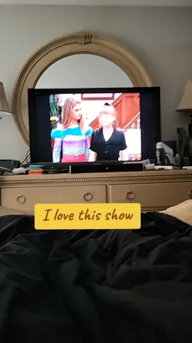 ahh....they don't make shows like this anymore 😂😂😂 #fullhouse #comfortshow #90stvshows #comedygold 