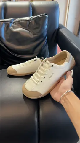 Feel the ground, feel alive! 🌍 Our ultra-thin soles bring you closer to nature while protecting your feet. Natural movement has never been this comfortable! 🏃#hobibear #HobibearBarefoot #BarefootShoes #MinimalistShoes #fyp