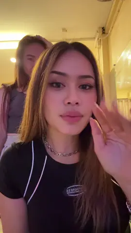 Habibi come to Thailand😂🇹🇭#omantiktokers🇴🇲 #saudiarabia🇸🇦 #dubai #เทรนด์วันนี้ #qatar🇶🇦 