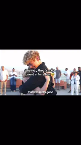 Kaido and Salish get togheter already brotha #fyp #couple #hug #actives? #gentleman @kaido Lee Roberts 