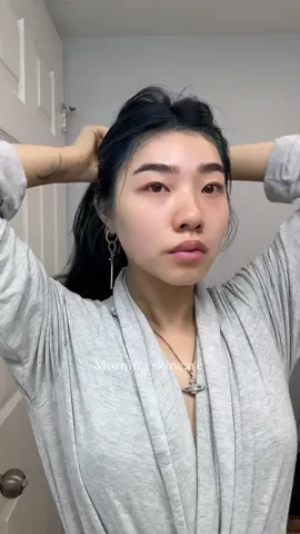 Skincare the day I dyed my face blue  Steps:  @Garnier miscellar water  Rice water  @mixsoon_official soondy centella essence  @medicube global vitamin c balls  @SKIN1004 US sunscreen  YESSTYLE CODE: FAWNVI666  #morningroutine #skincare #kskincare #kbeauty #clearskin 