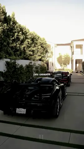 Manifesting. #futuremillionaire #motivation #luxurylife #Money #luxurylifestlye