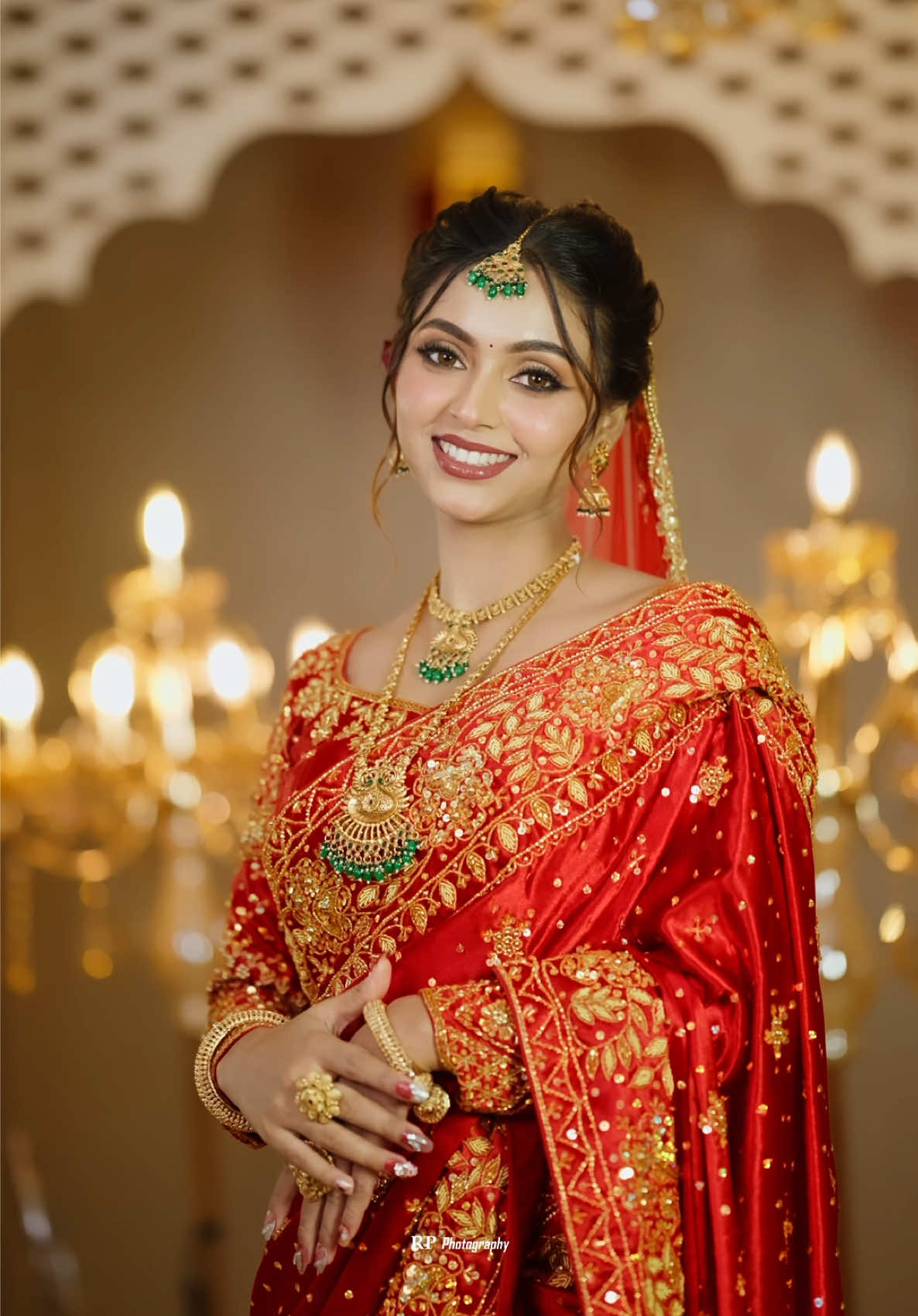 “The lovely bride, adorned in a red bridal saree, captivates every gaze.”On face@shikshya_sikxya Mua @Dream_salon & makeup_studio  Lens @RP Photography  Jewelry @Cubic_Zirconia_Nepal For inquiries & appointments, Call/whatsapp: +9779811953533 #fyp #Bridalbyaasthasboutique #aasthasboutique #bridalsaree #KathmanduCouture