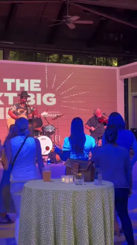 Să vedem ce se mai întâmplă maineeee ☀️🫶🏽 #orlando #sellit #america #realestate #universal 