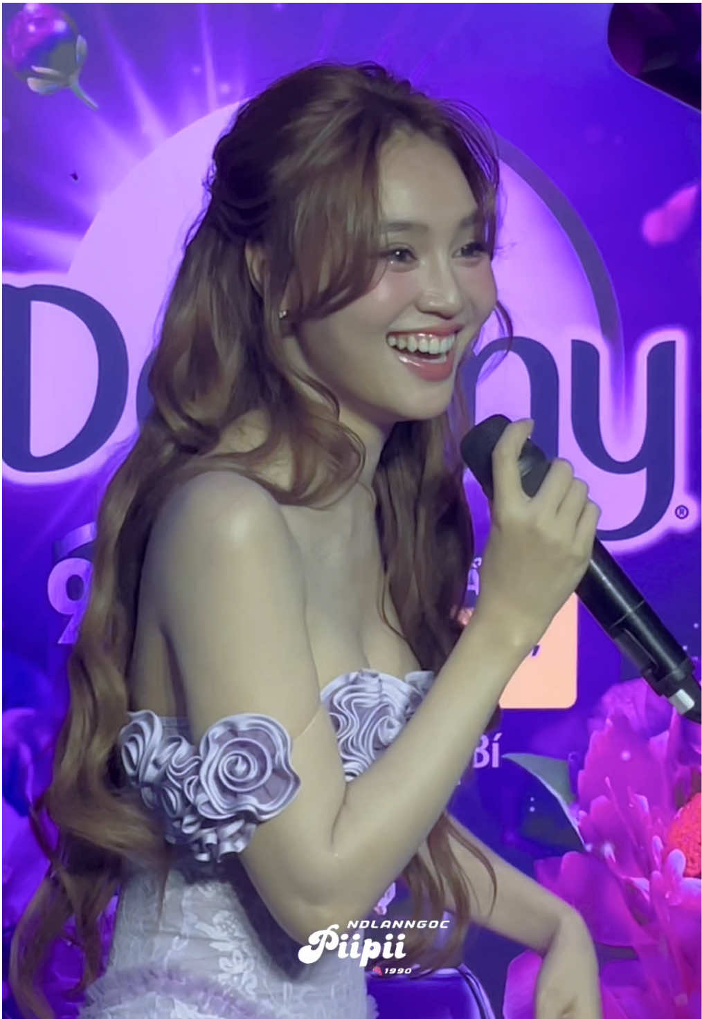 Công chúa xinh đẹp ngày hôm nay ở event Downy 🫶🏻❤️#NinhDuongLanNgoc #teamcamcon #Downy 