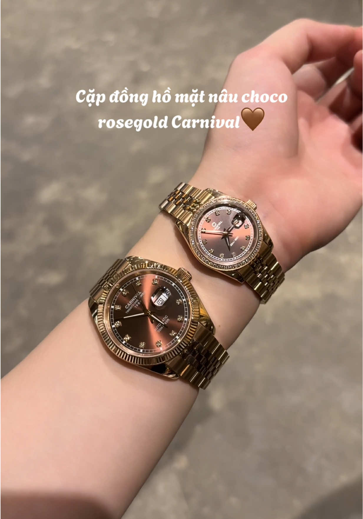 🤎Unbox cặp đồng hồ mặt nâu choco trung tính lên tay tôn da và dễ phối đồ cho các cặp đôi tham khảo ạ😍 #carnival #donghocarnival #donghodoi #đồnghồ #donghocap 