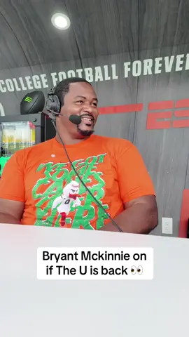 Former #Miami OT Bryant Mckinnie says he will say The U is back when they make it to the National Championship 👀 #canes #CollegeFootball #florida #theU   