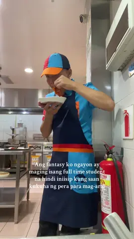 Eto naka station break HAHAHHAHAHAH #jabi #emelang 