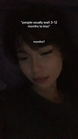 #wlw fun fact: I would be easy to get if it’s a girl and the girl is her🥹