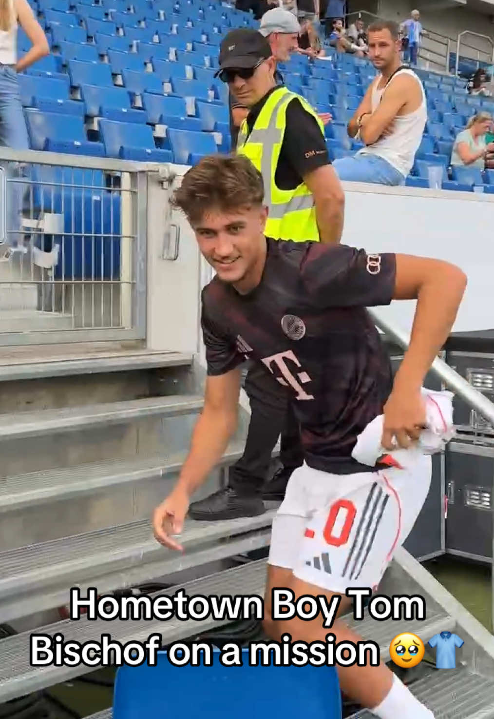 The lil‘ guy was too stunned to speak 🥹 #bundesliga #fussball #tsg #fcb 