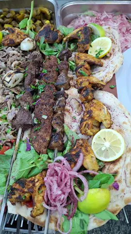 صينية المشاوي عند ابن هندول 💯💥 #مطعم_ابن_هندول #النجف_الأشرف #كباب_لحم #كباب_دجاج #مطعم 