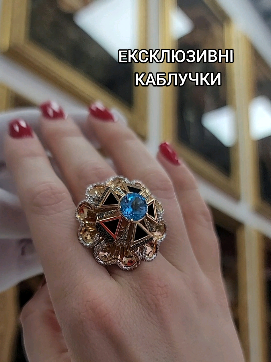 ЕКСКЛЮЗИВНІ каблучки🥰 Прикраси варті Королеви👑 #exclusive #gold #золотакаблучка  #ювелірниймагазин ##tiktokstudio 