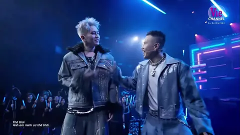 Anh em mình cứ thế thôyy 🤷🏻‍♂️👑 #BRay #AnhTraiSayHi2025 #TheUnderdogs 