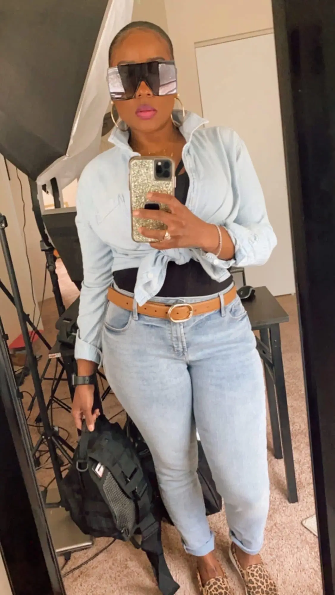 i’m somebody momma and when is women over 40 say we been there done that believe us and find yourself sumthin safe to do 😂