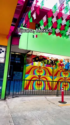 #memosonthego #travel #street #mexico #tijuana 