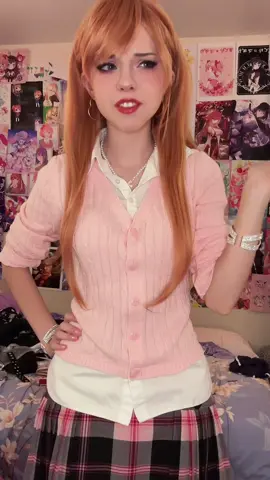 Her beef with Mia is so funny to me #hollyjsinclair #hollyjsinclaircosplay #degrassi #degrassicosplay #heathersinclair 