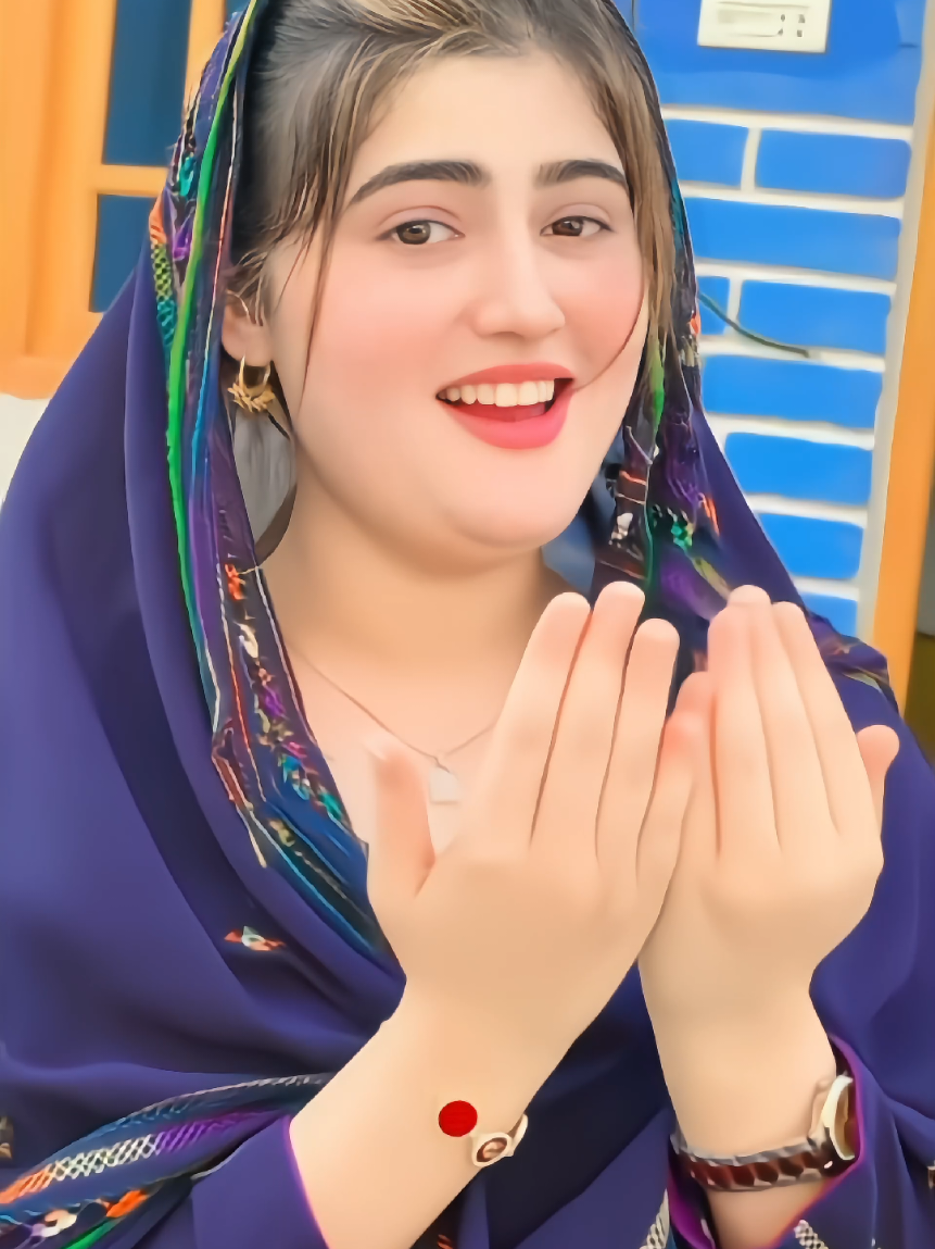 🎤 Singer: Fida Marwat 🔥 Pashto New Tappy 2025 💔 Dil ko choo lenay wali awaz ✨ Har dil ki zuban 🚀 Viral Track Loading… --- #FidaMarwat #PashtoTappy2025 #NewPashtoSong #ViralPashto #TrendingNow @✮⃝🇺ᘔᗰᗩ 🖤⃝𝑺wati✿🖤 