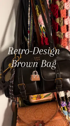 Retro Design Brown Bag || Sleek, retro design crafted from PU leather offers a stylish look for casual outings || Multi-pocket || Large Capacity || On clearance 👜☕️🧸#fallbag #retrobag #keychainaccessories #brownbag #shoulderbag 
