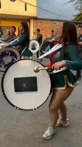 paulina hermosa 🍑 #tiktok #fyp #viral #hermosa #bastonera