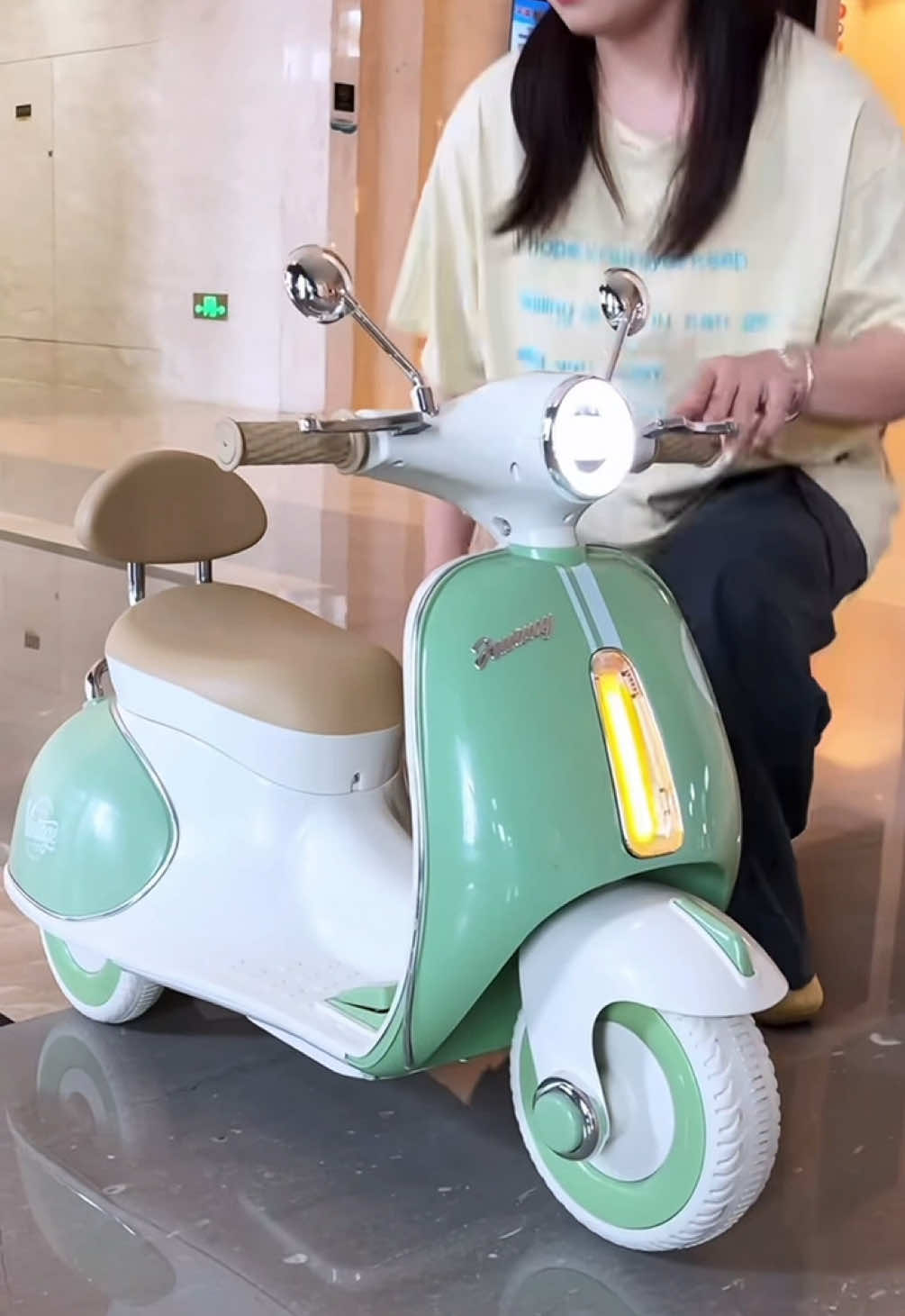 Beige MAINAN ANAK RIDE ON SEPE #mainananak #fyp #viral #sayanganak #cuantanpabatas 