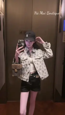 Khoác jeans Cha_nel siu vip cập bến mùa đông năm nay 