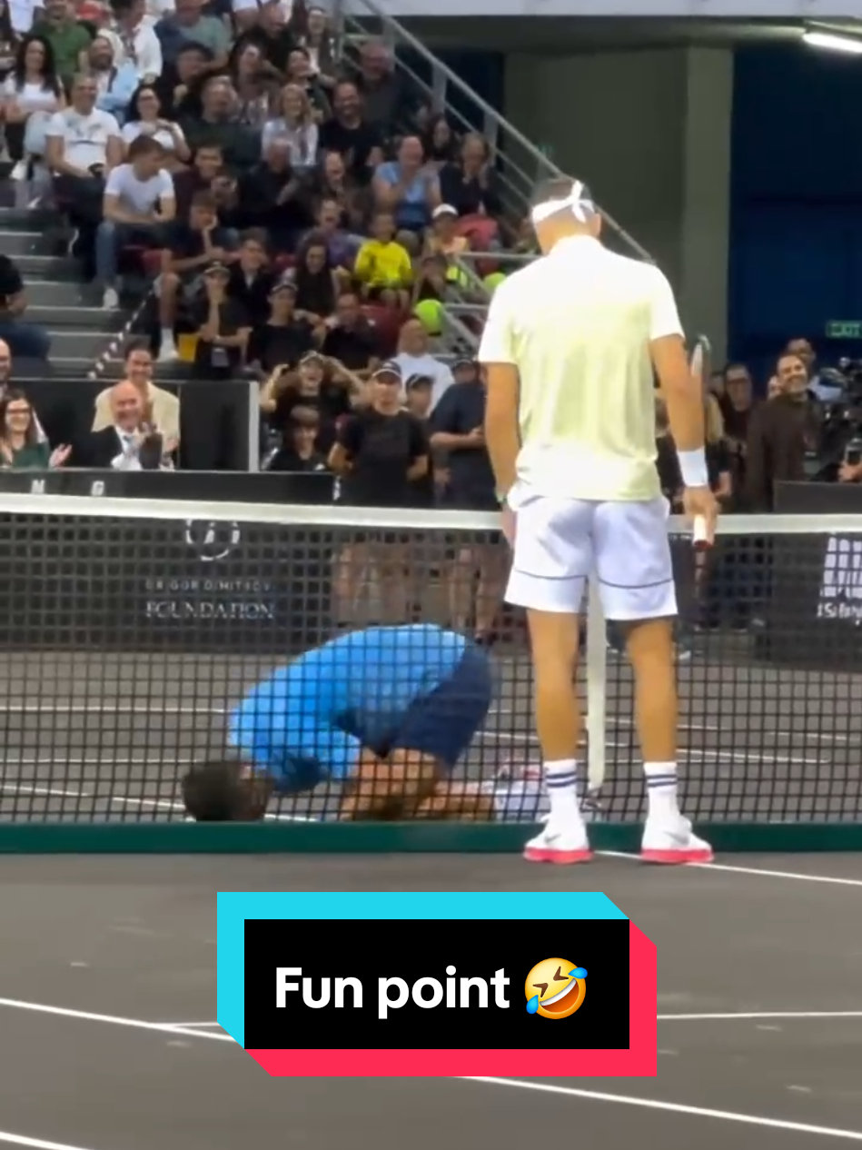 🎥 IG/leo_raytchev 🎾 Fun point between Novak Djokovic and Grigor Dimitrov during an exhibition in Sofia 🇧🇬 in 2024.  #tennis #tennislegend #tenis 